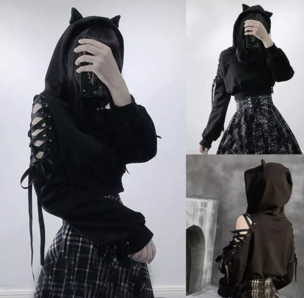 Grunge crop top s ušima na šněrování Charli Damelio